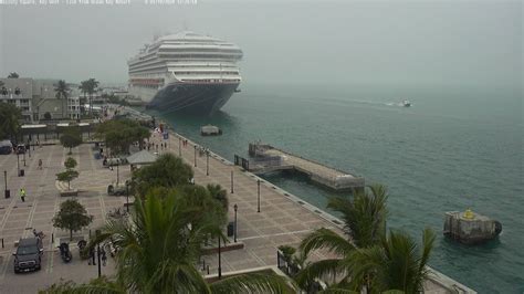 mallory square webcam|Ocean Key Resort: Mallory Square Cam